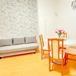 Apartment Charming By Museum And Wenceslas Square Prag